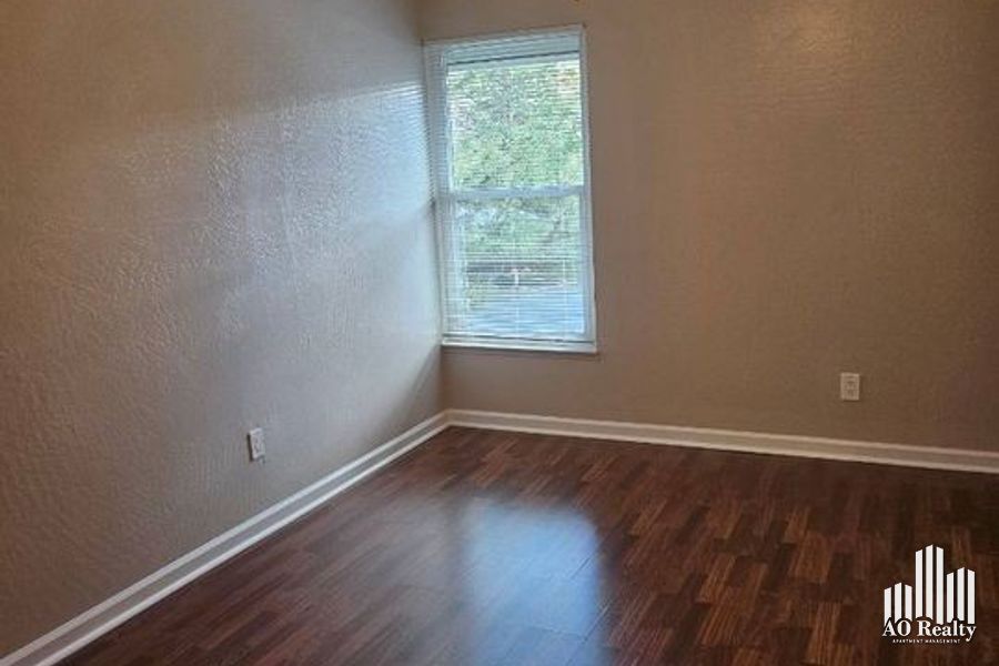 property for rent #3