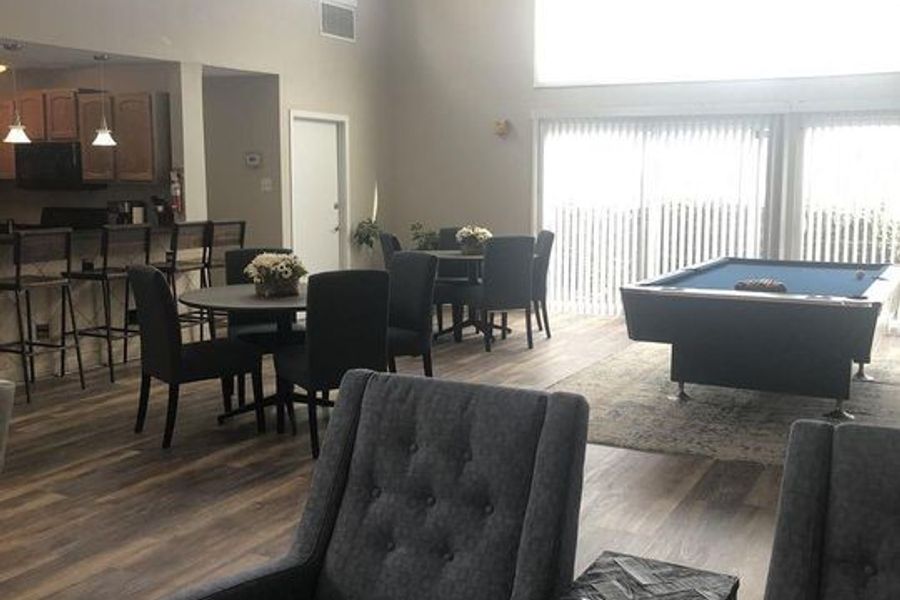 property for rent #4