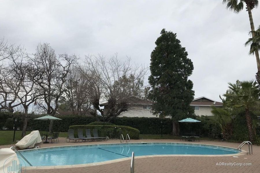 property for rent #6