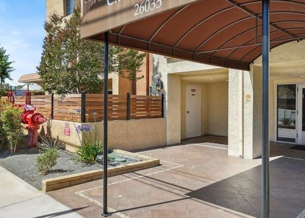 property for rent #1