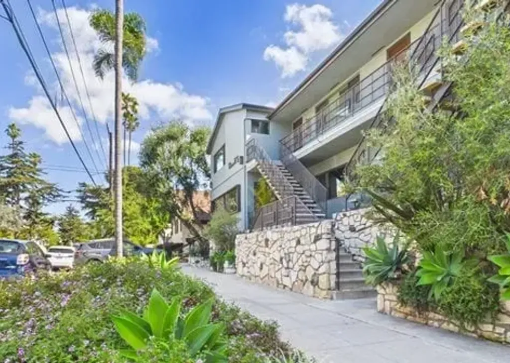 property for rent #1