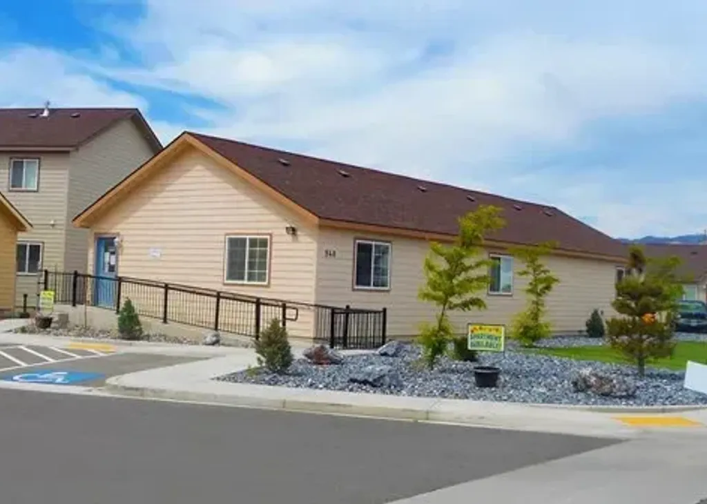 property for rent #1