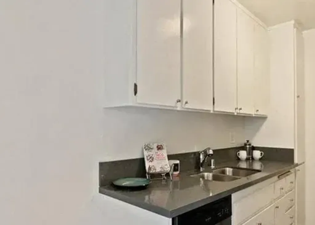 property for rent #1