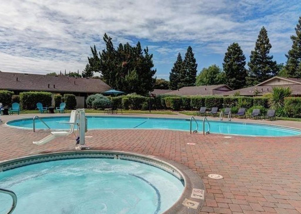 property for rent #3