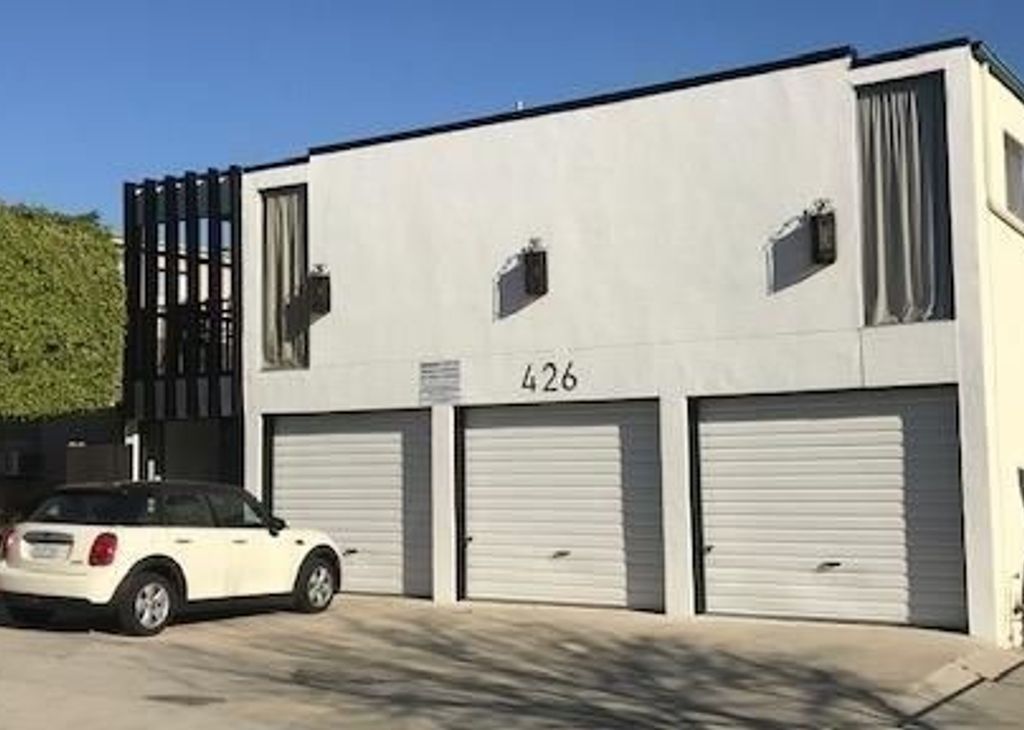 property for rent #1