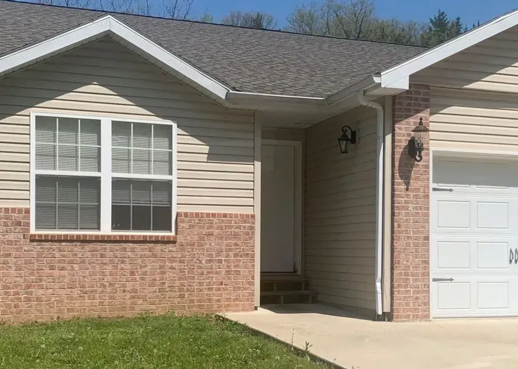 property for rent #1