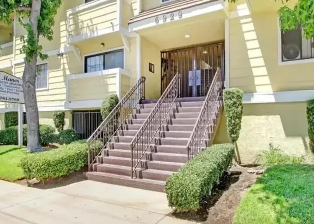 property for rent #1