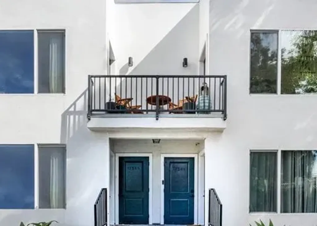 property for rent #1