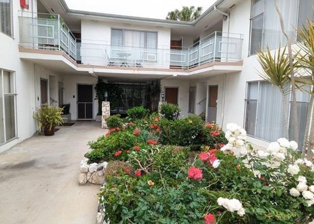 property for rent #1