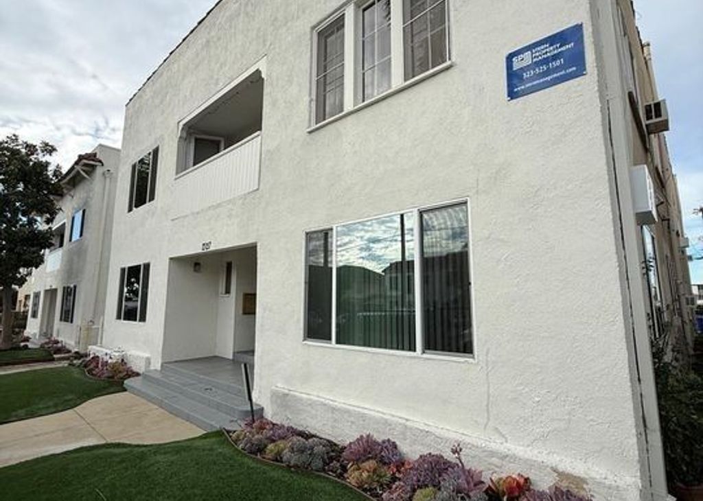 property for rent #1