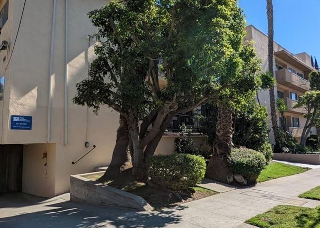 property for rent #1