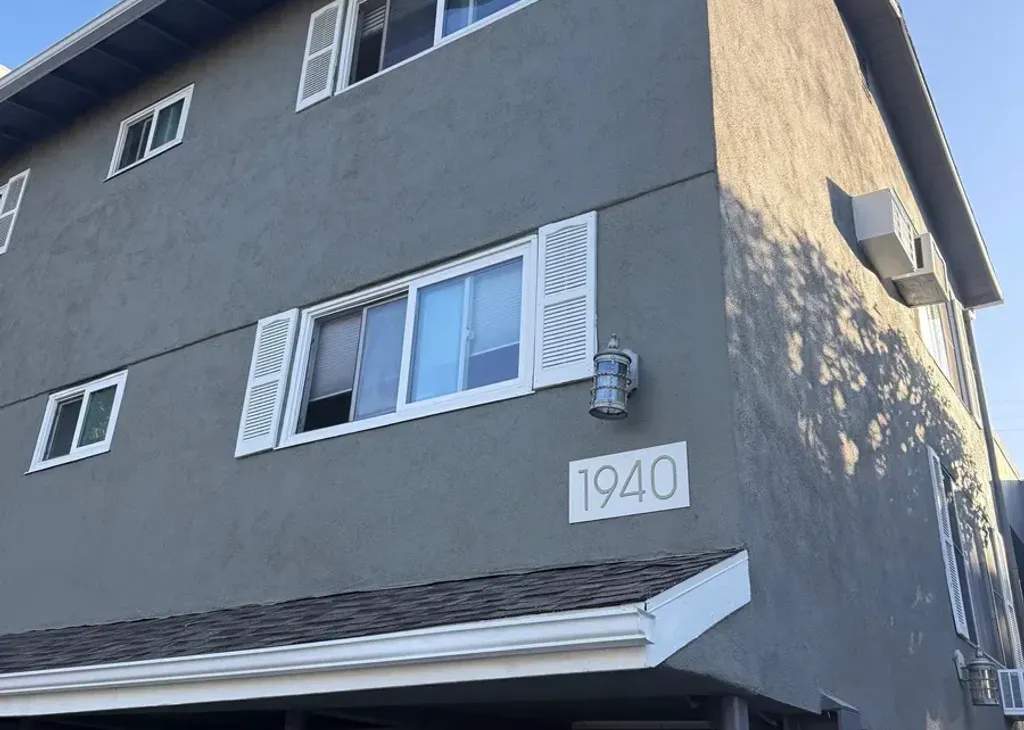 property for rent #1