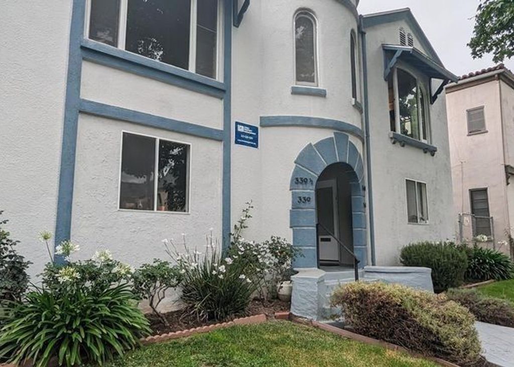 property for rent #1