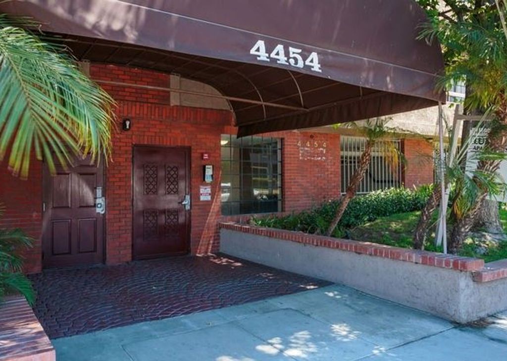 property for rent #1