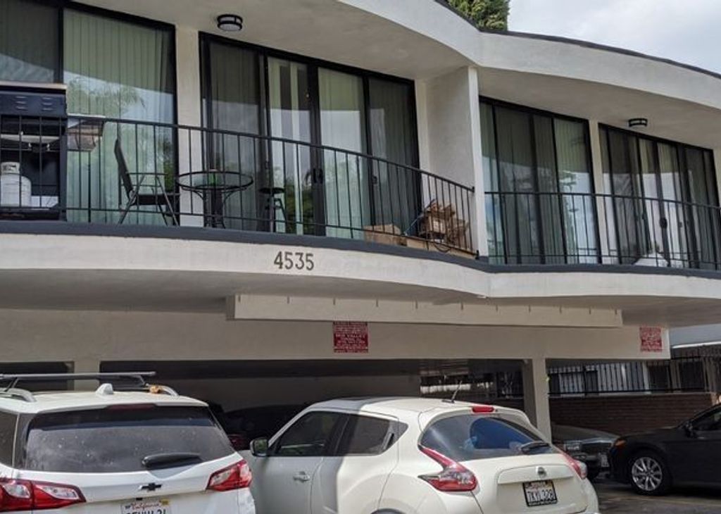 property for rent #1