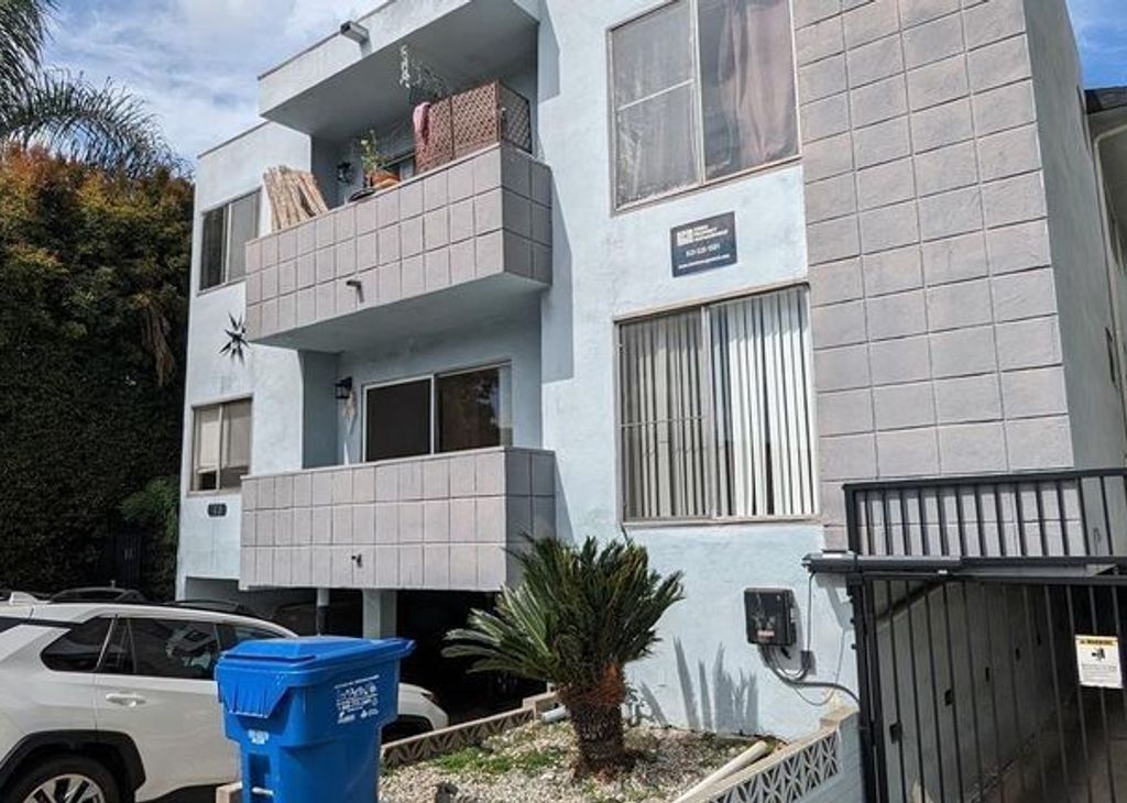 property for rent #1