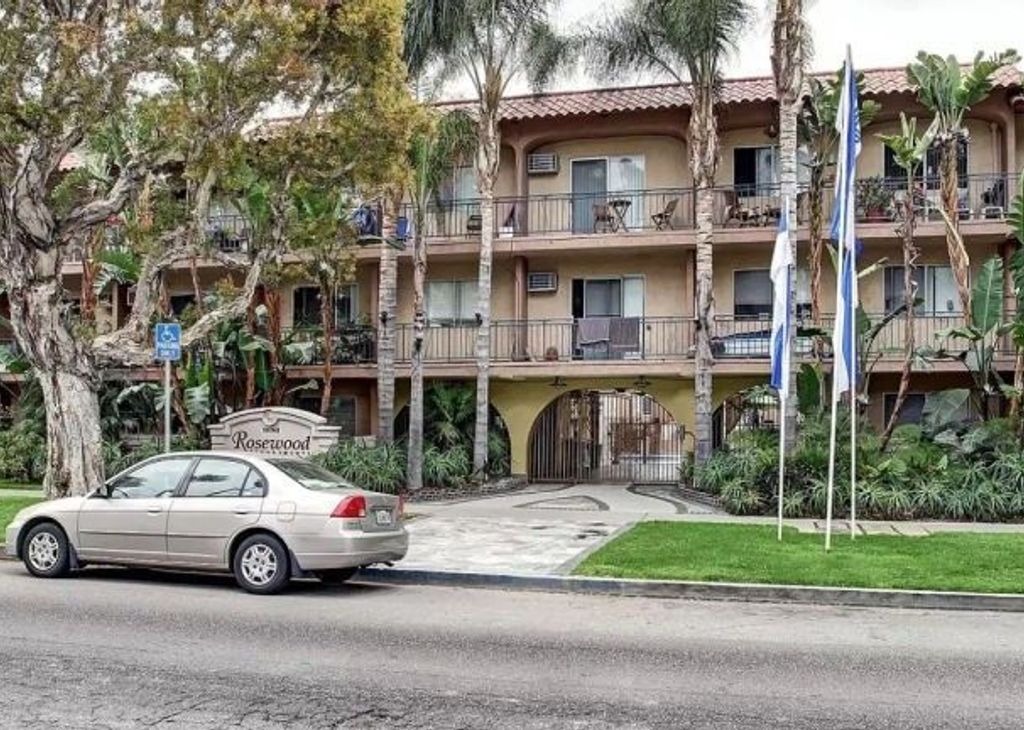 property for rent #1