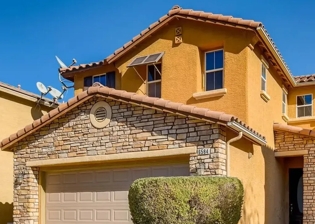 property for rent #1