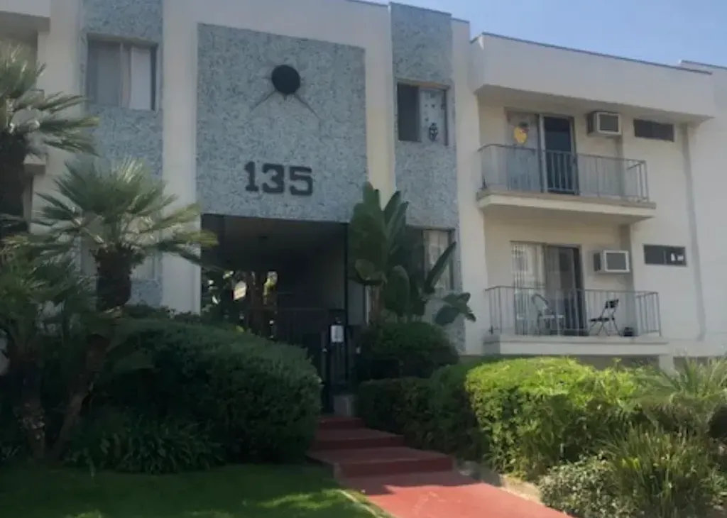 property for rent #1