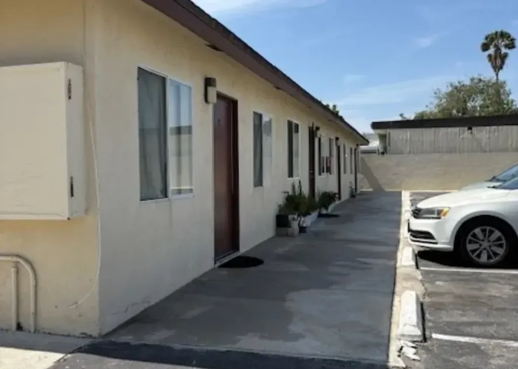 property for rent #1