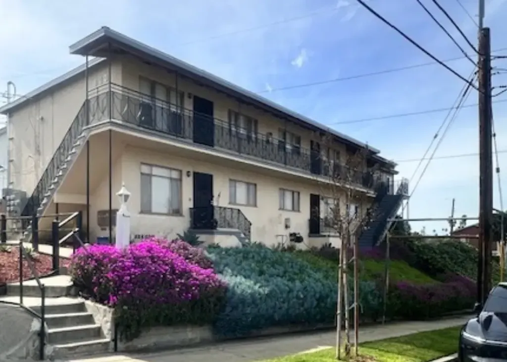 property for rent #1