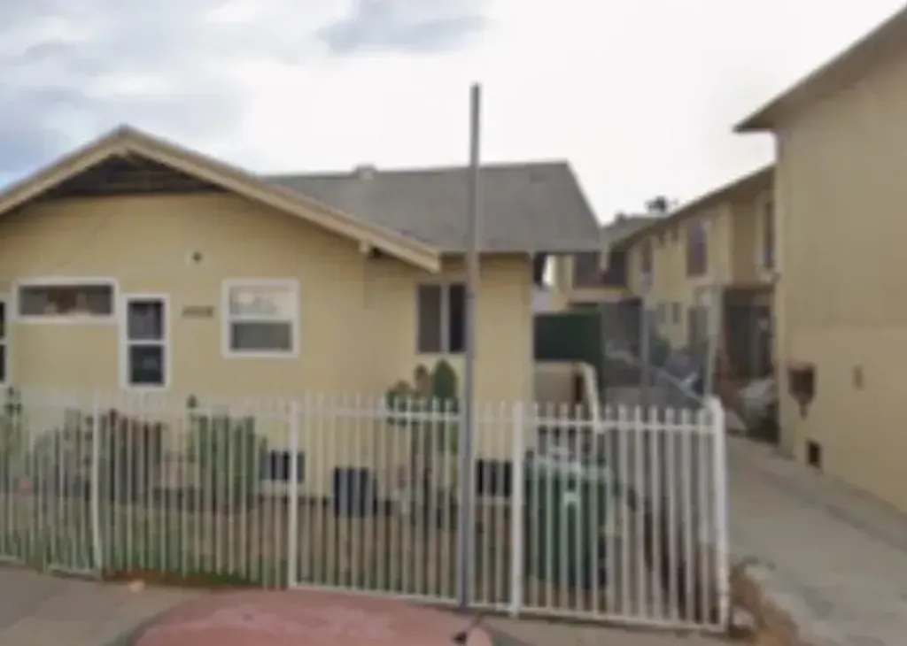 property for rent #1