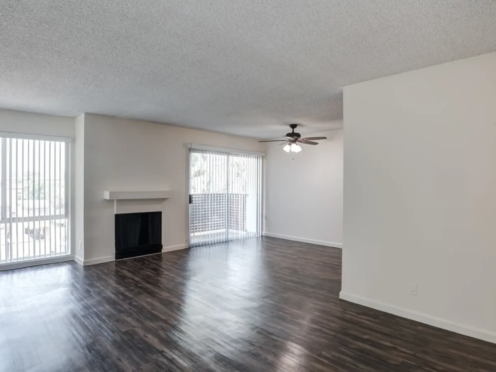 11850 Riverside Drive 3