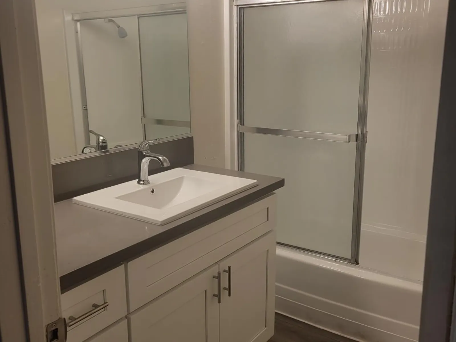 Apartment photo for 9404 Van Nuys Blvd. - 6