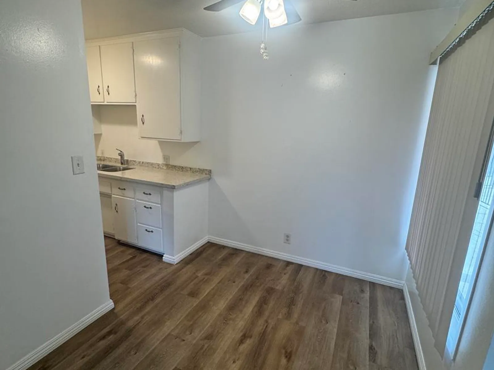 437-450 E. Algrove St - 4
