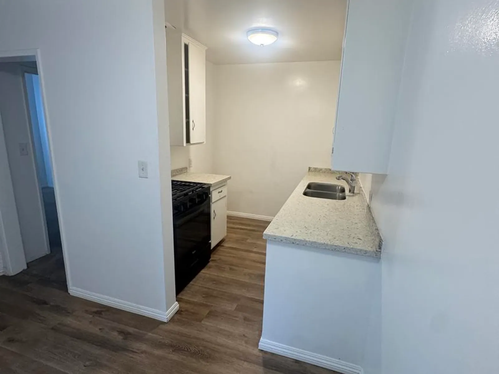 437-450 E. Algrove St 2