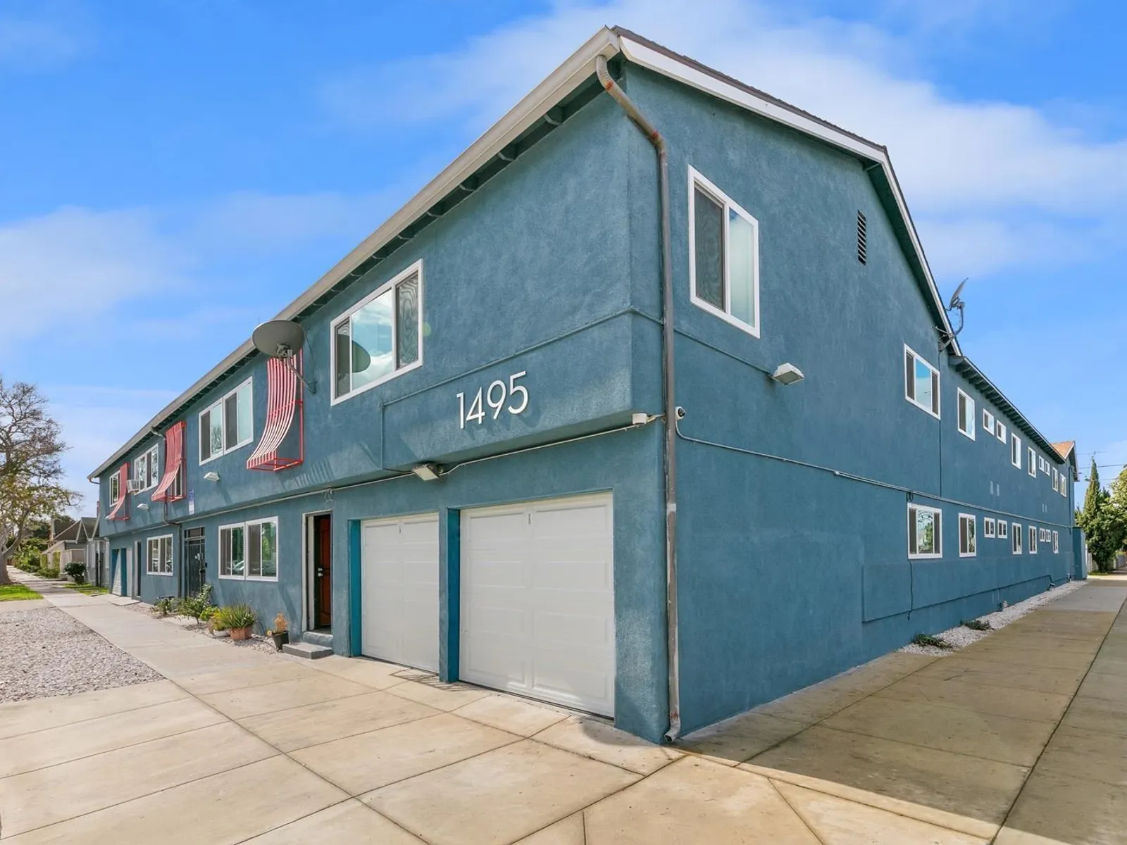 1495 Peterson Ave 2