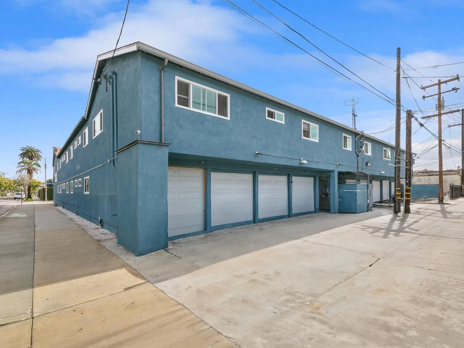 1495 Peterson Ave 5