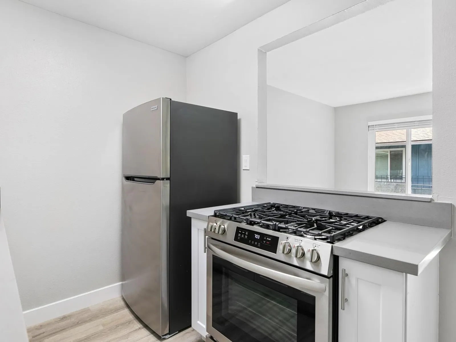 1495 Peterson Ave 15