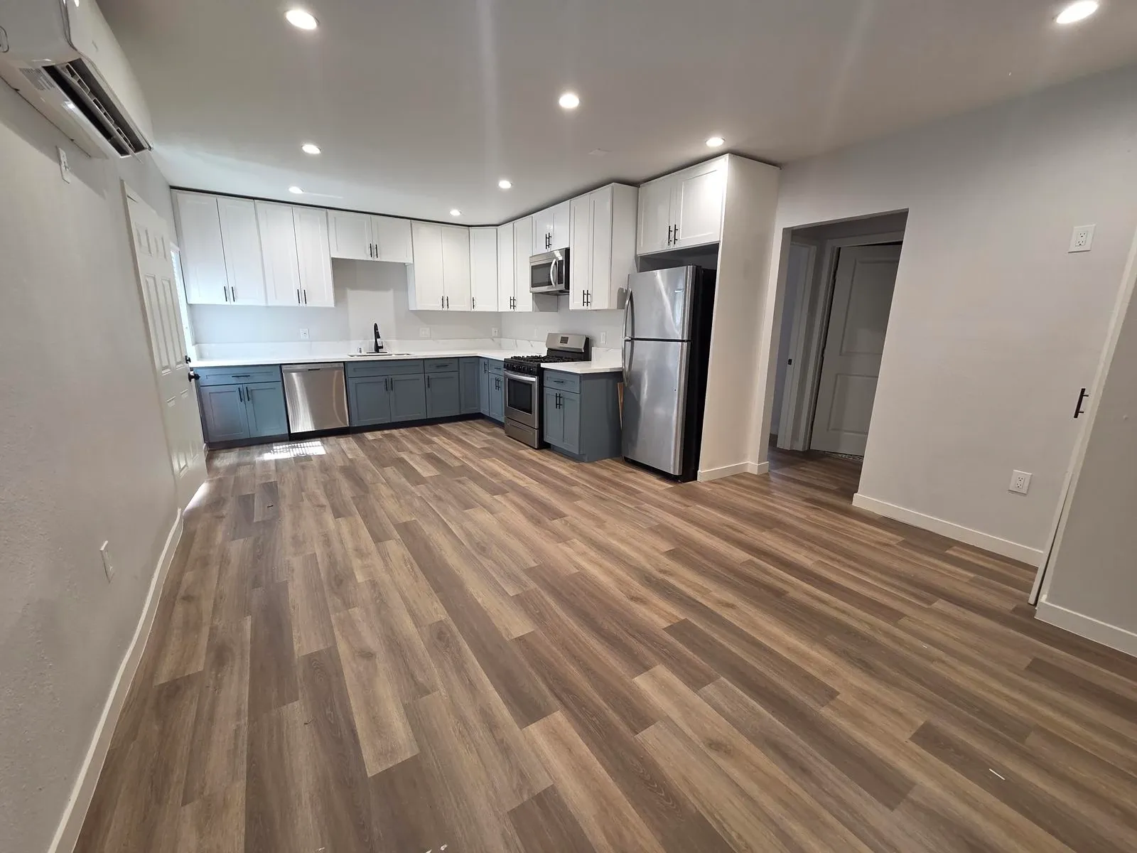 Apartment photo for 1411 Mohawk St, photo 1
