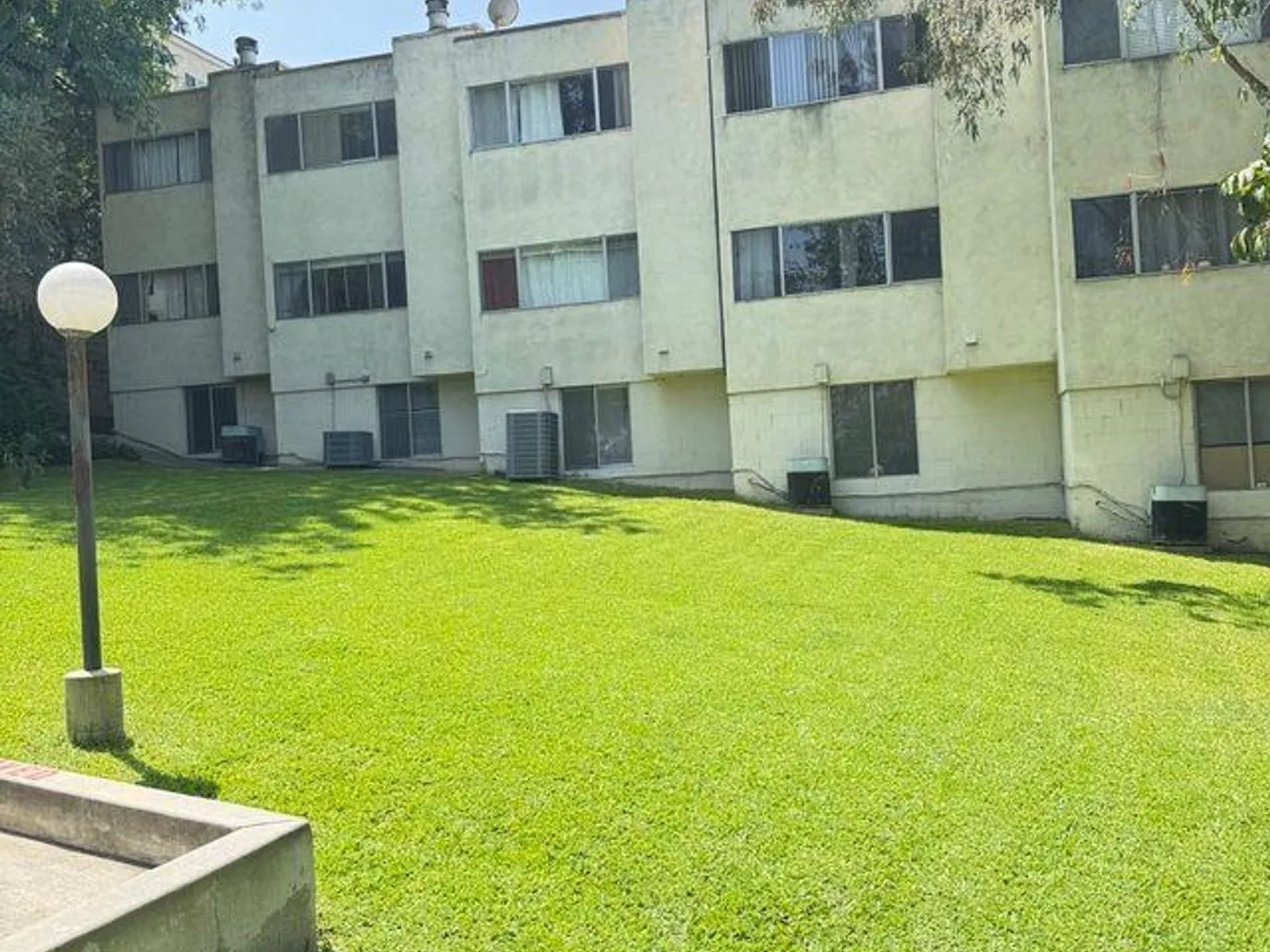 3030 WAVERLY DRIVE 2