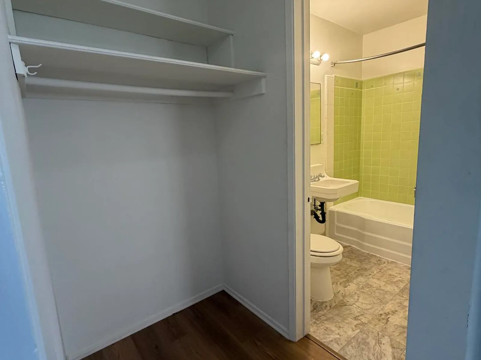 11940 Laurelwood Dr - 5