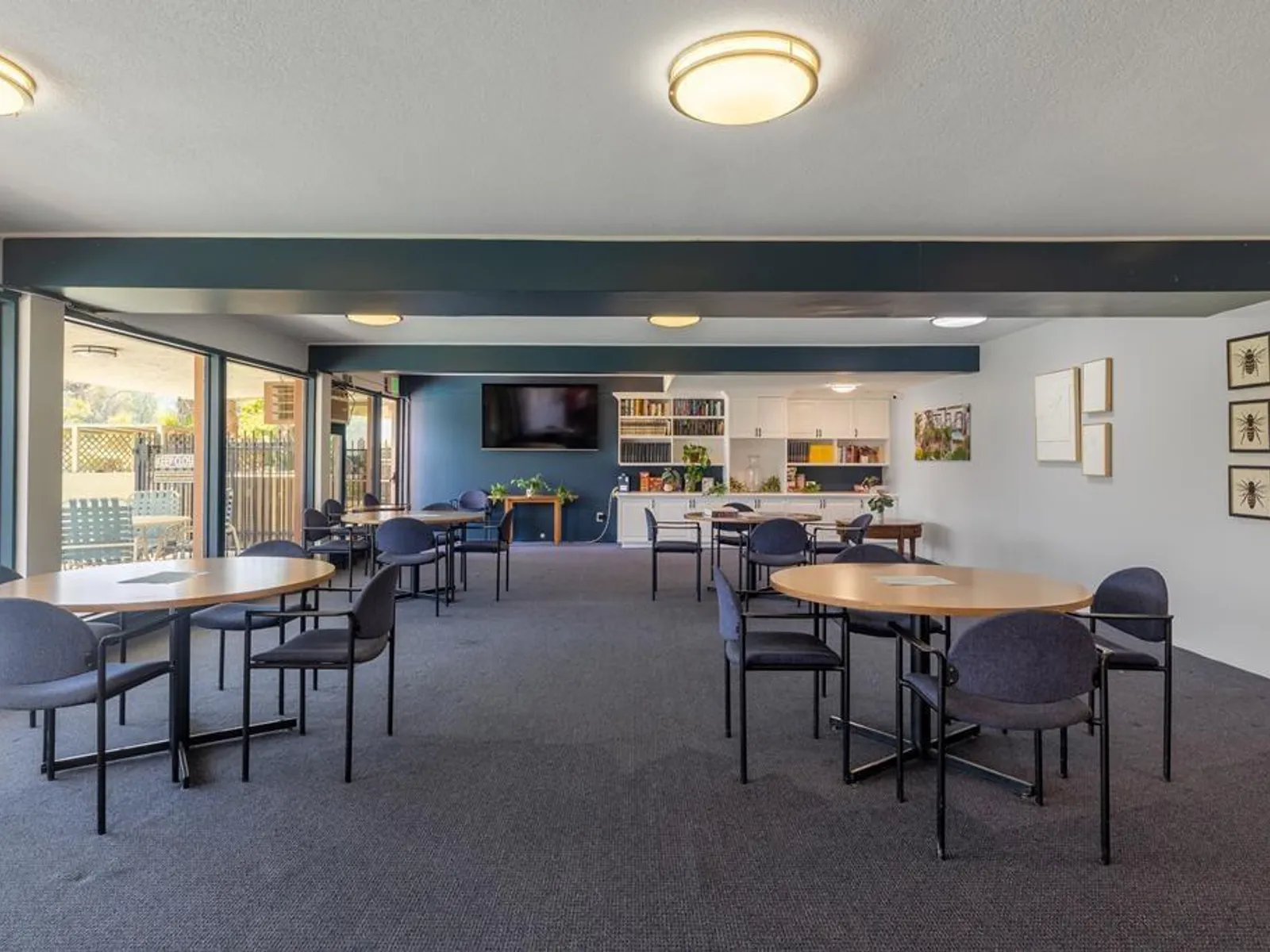 860 West 5th Street 7