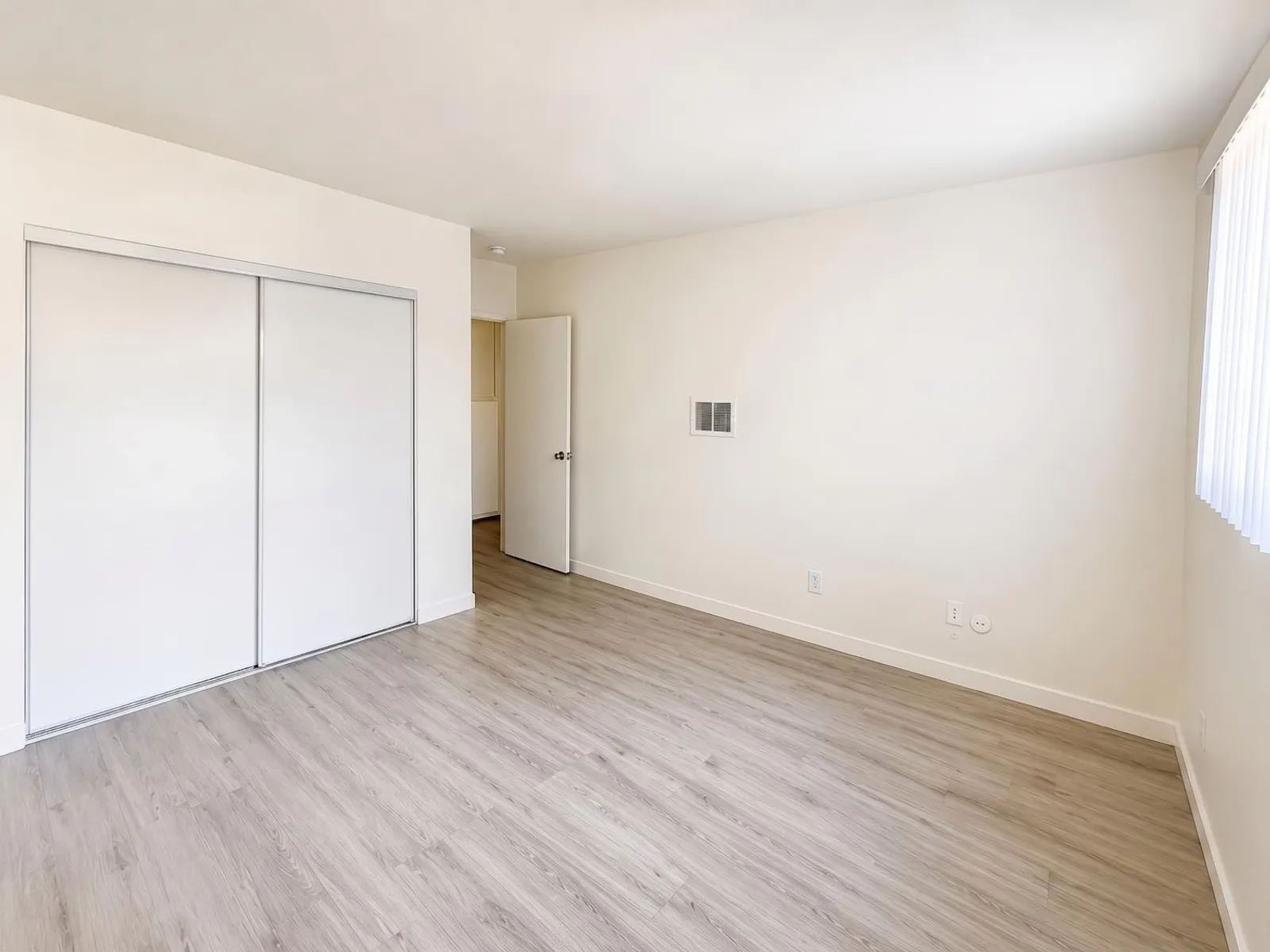 6819 Laurel Canyon Blvd. - 7
