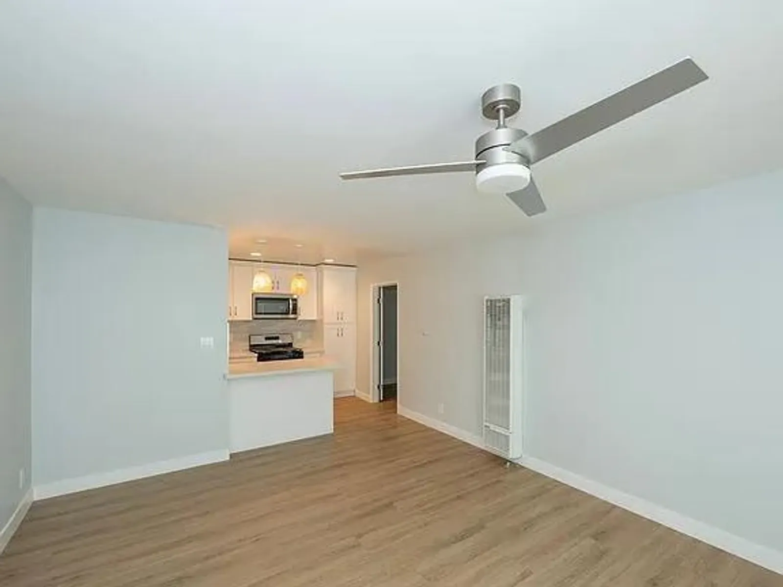418 N Broadway 20
