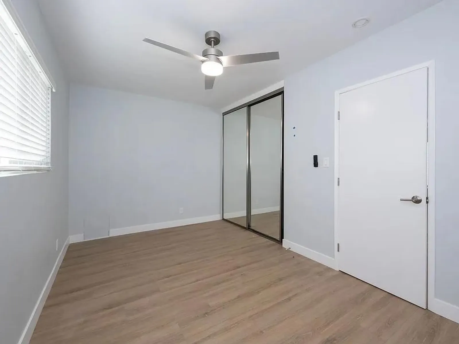 418 N Broadway 37