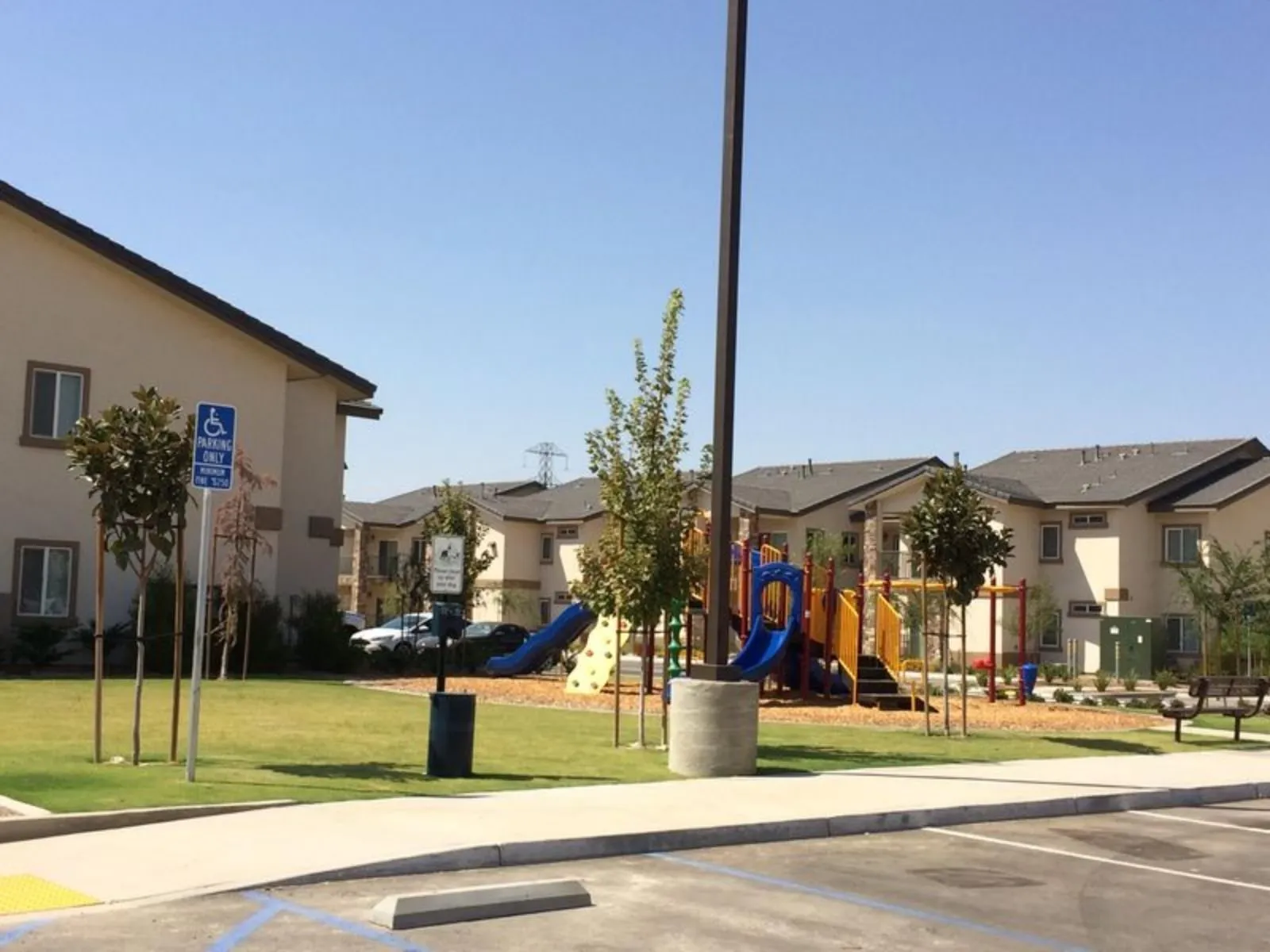 2600 Sablewood Drive 9