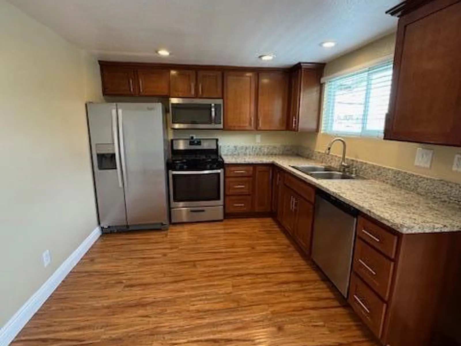 707 Shalimar Dr 3