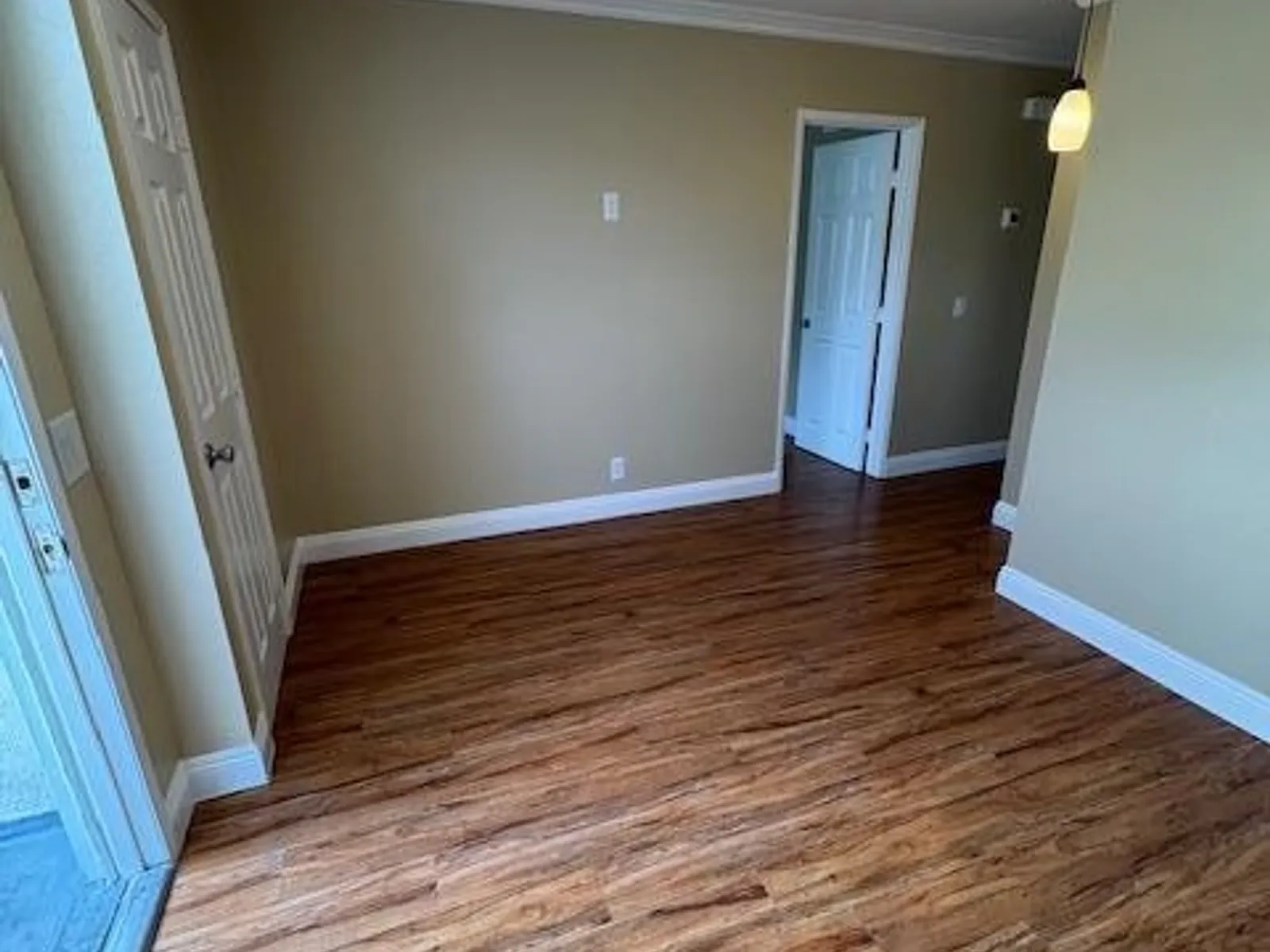 707 Shalimar Dr 4