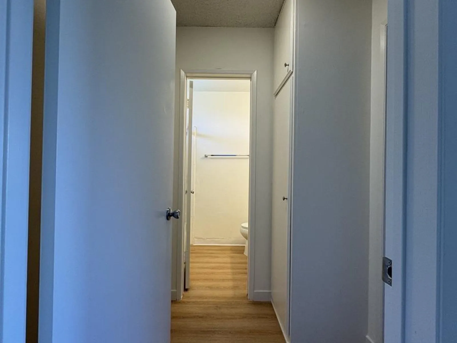 5292 Newcastle Ave 6