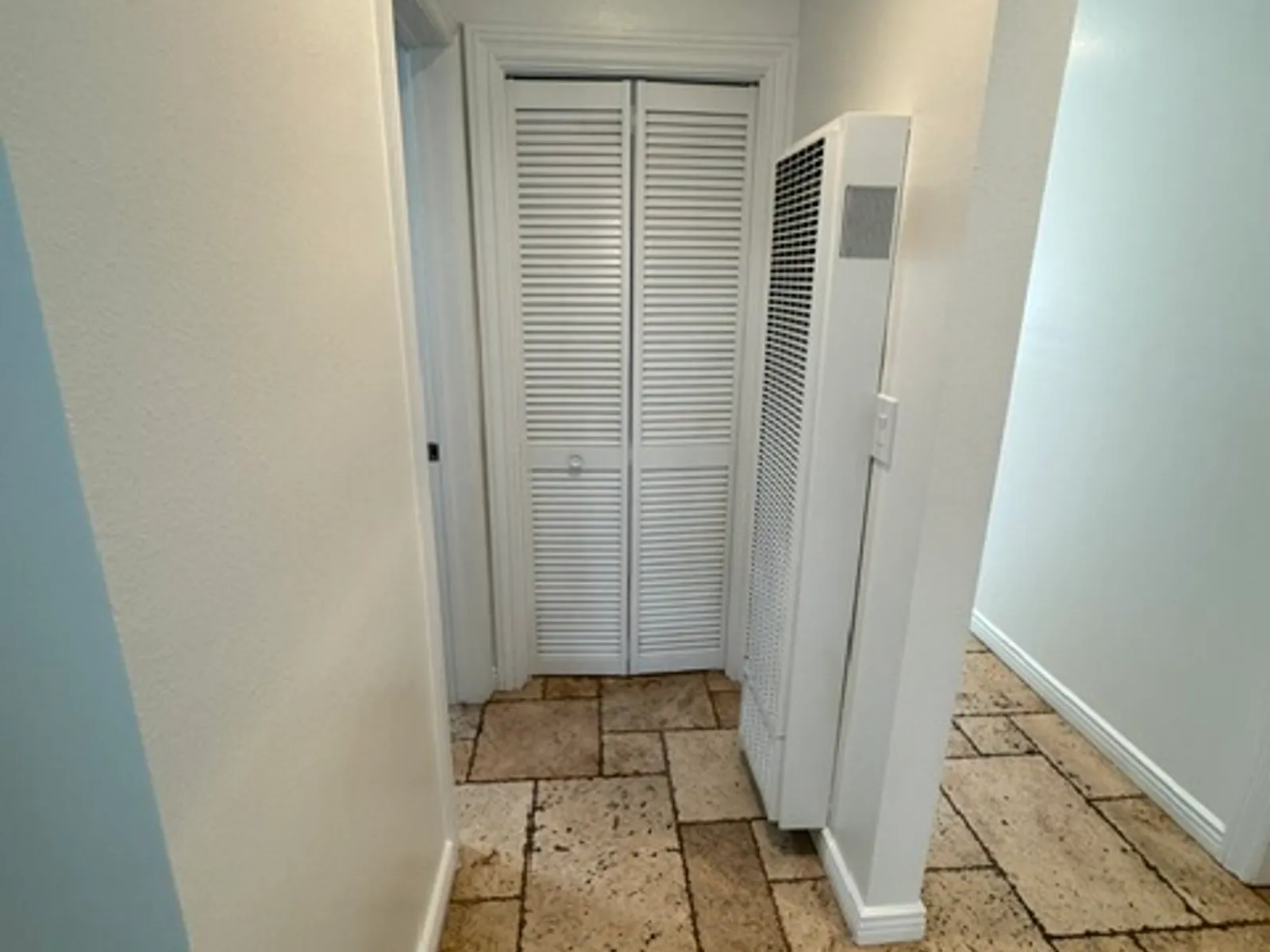 Apartment photo for 318 Cabrillo St - 4