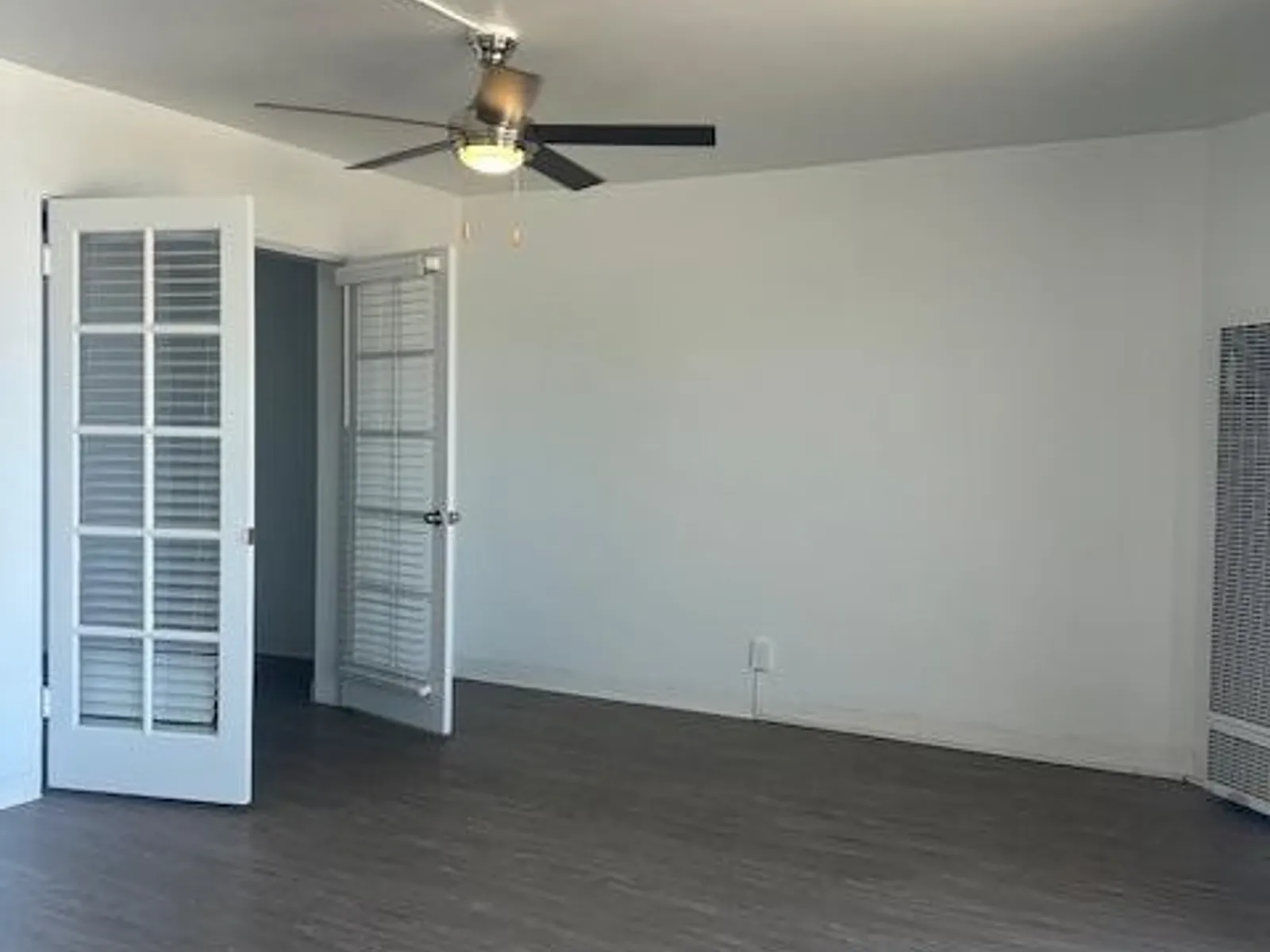 Apartment photo for 1628-1724 East Ocean Blvd., photo 2