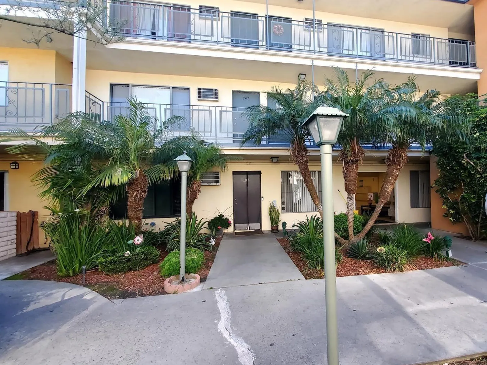 12441 Old River School Road 2