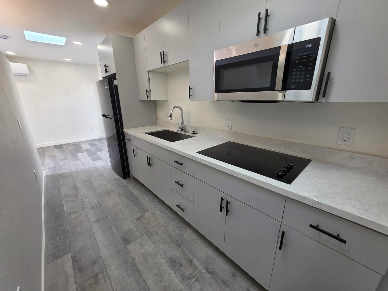 Apartment photo for 321 E. Orangewood Ave. - 4