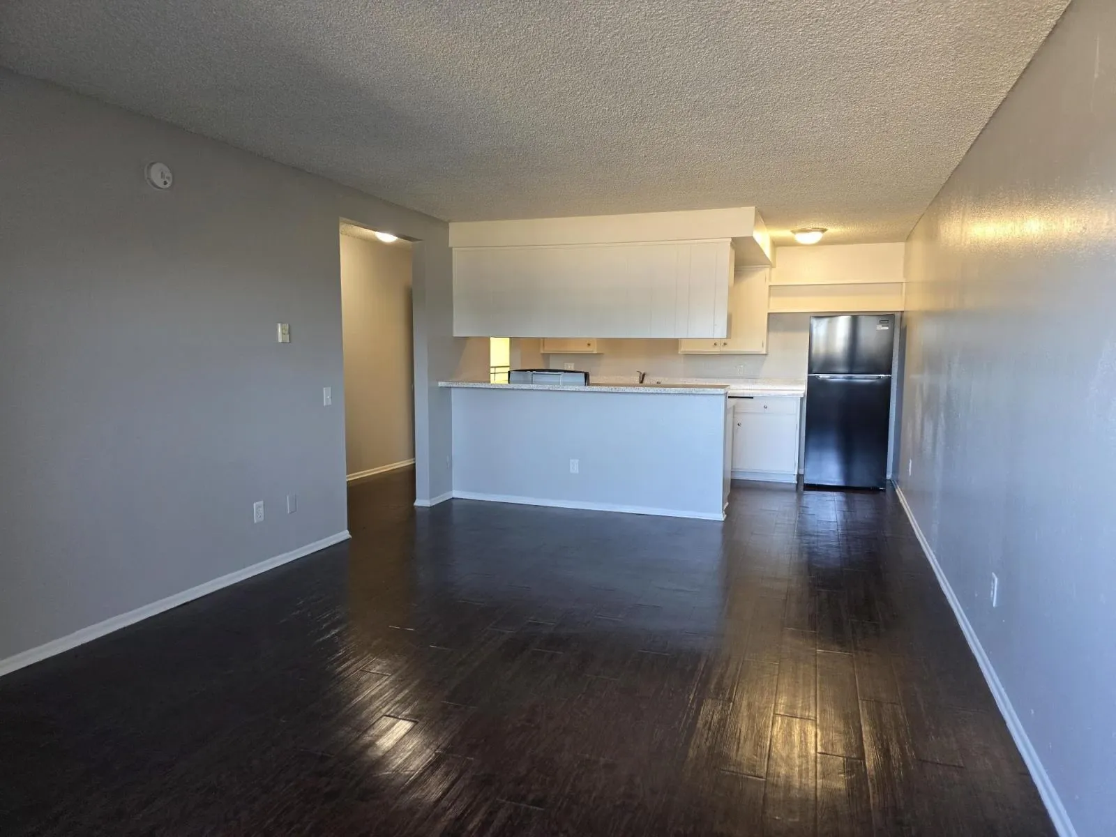 Apartment photo for 321 E. Orangewood Ave. - 5