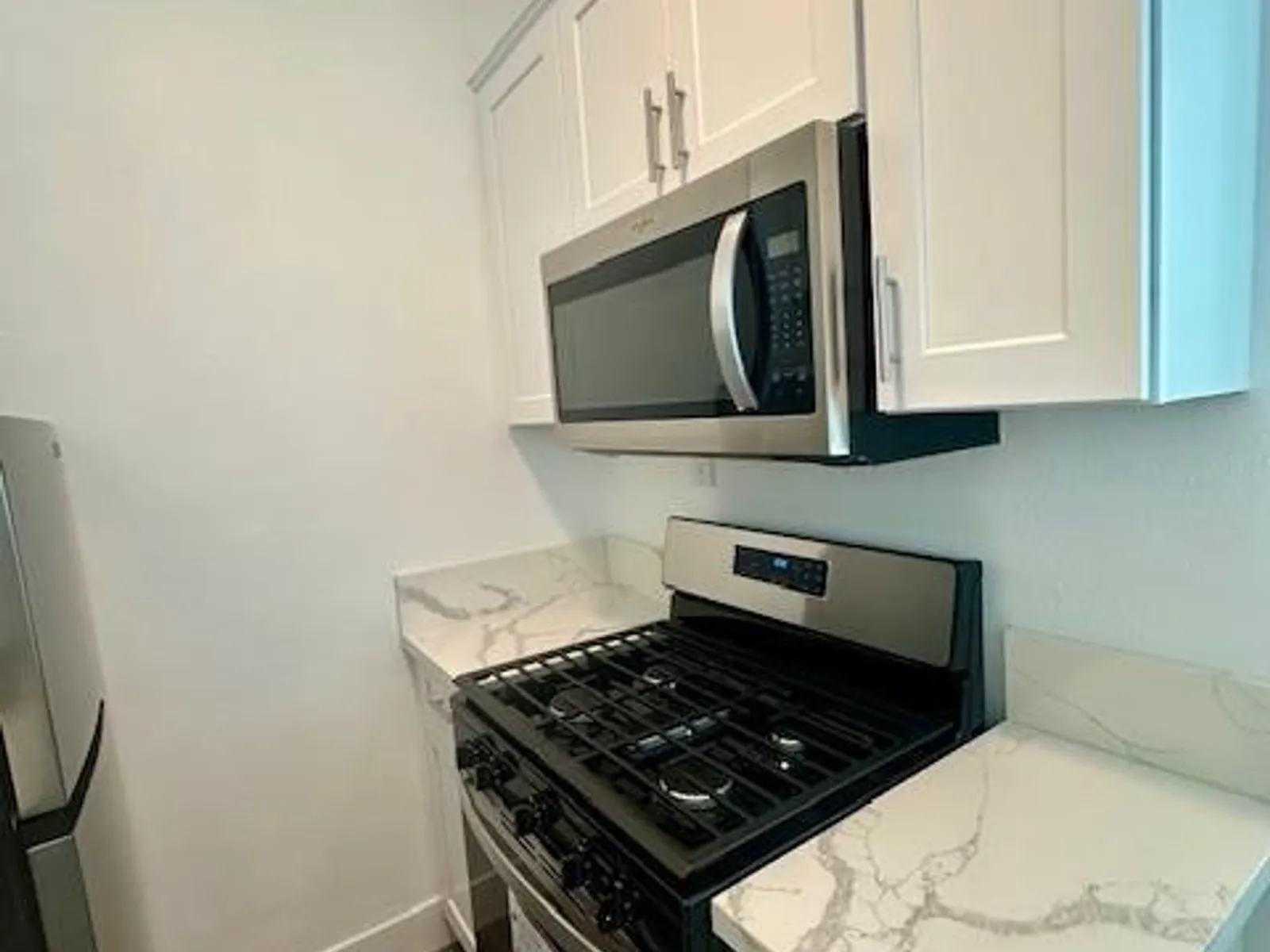 65 Roswell Ave. 1